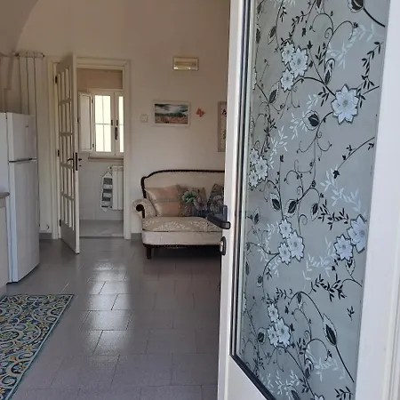 Trulli Di Rosa 펜션 *