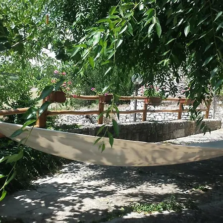 בית נופש Trulli Di Rosa