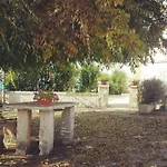Trulli Di Rosa