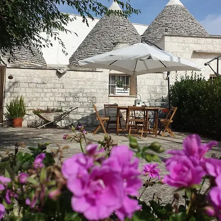 Trulli Di Rosa Semesterbostad *