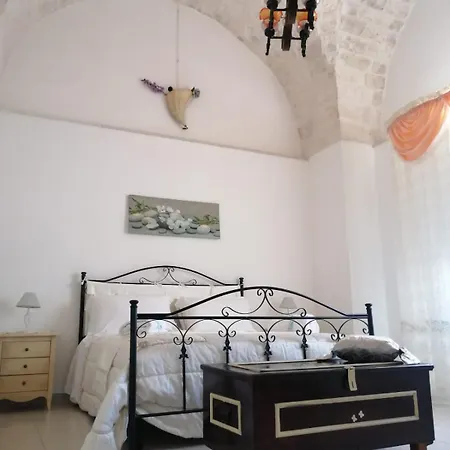 Trulli Di Rosa