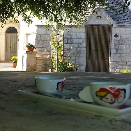 Semesterbostad Trulli Di Rosa *