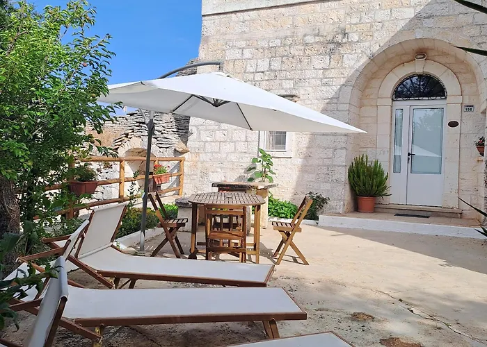 Trulli Di Rosa