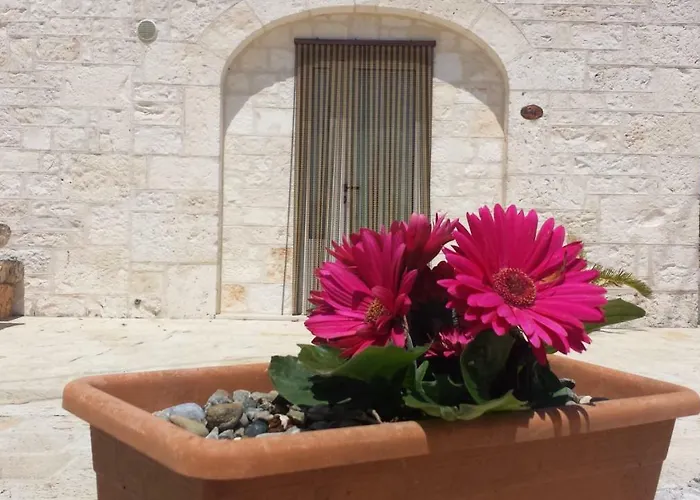 Trulli Di Rosa Locorotondo