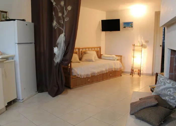 Trulli Di Rosa Vakantiehuis Locorotondo